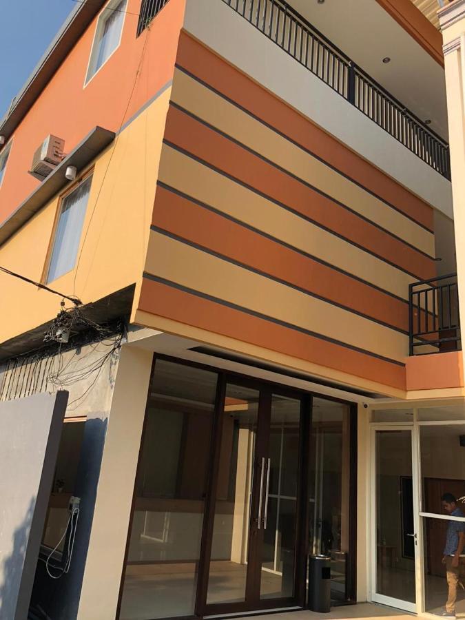 Lcr Hotel Ende Exterior photo